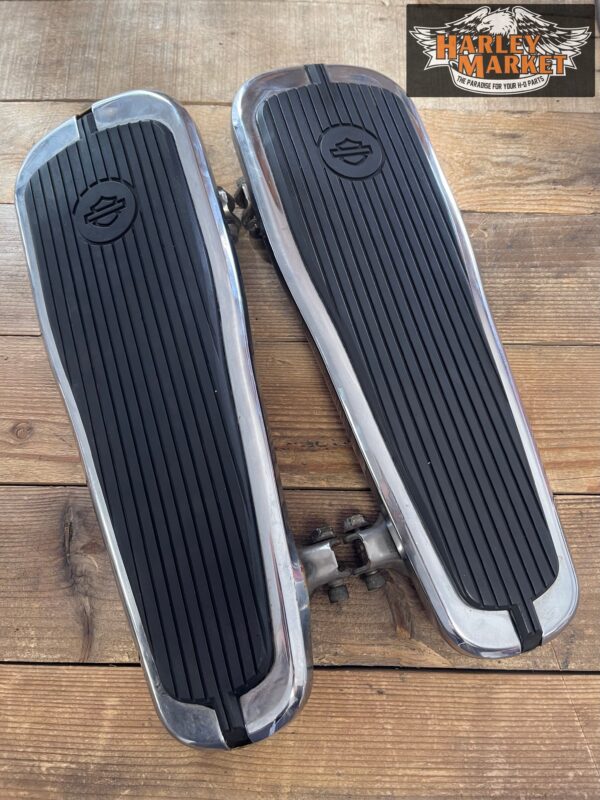 Harley Davidson Softail FLSTNI footpegs - Image 10