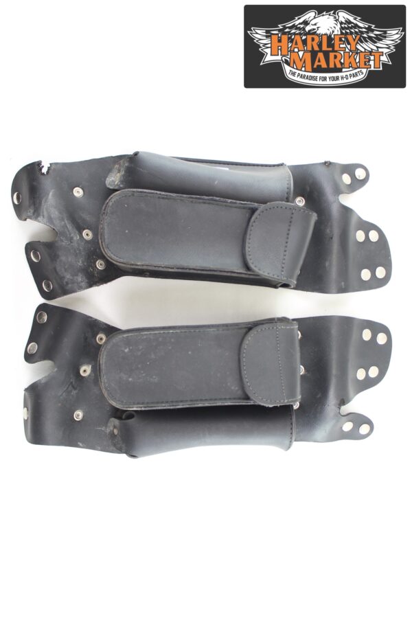 Pockets with bottle holder for Harley Davidson pannier protection