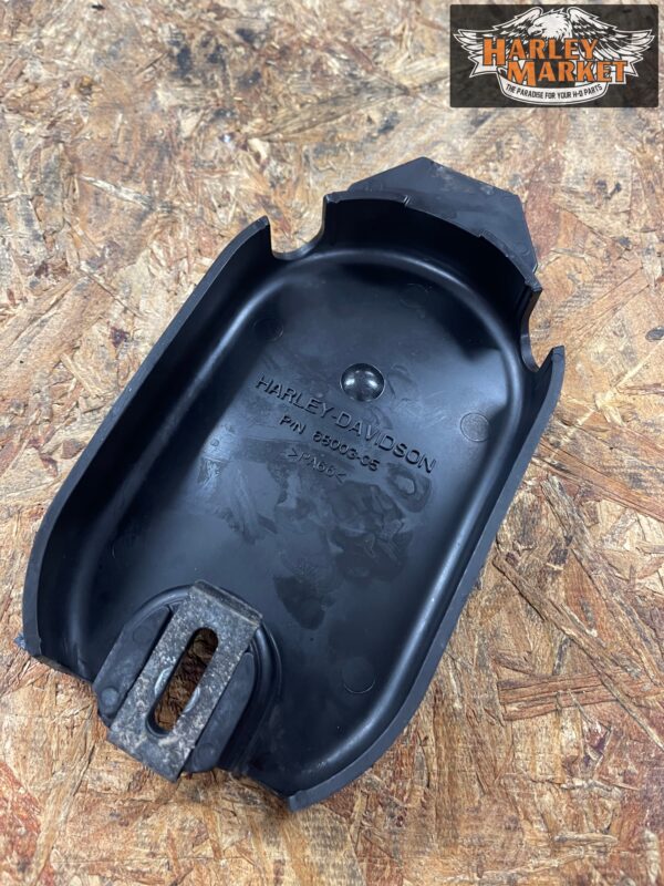 Plastic Taillight Cap HarleyDavidson 05-17 FLSTN 05-07 FLSTS - Image 3
