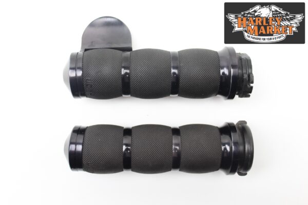Harley Davidson Touring handlebar control grips