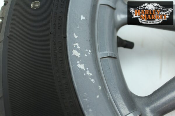 Cerchio anteriore 9 razze 16x3 Harley Davidson 00-08 Touring - immagine 9