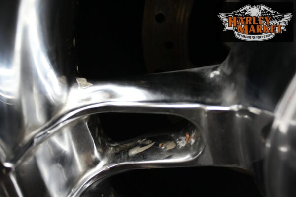 Cerchio posteriore Enforcer 16x5 Harley Davidson 09-22 Touring - immagine 3