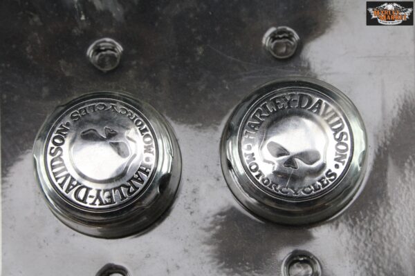 rear axle wheel axle nut cover Harley Davidson Dyna Softail - Image 2