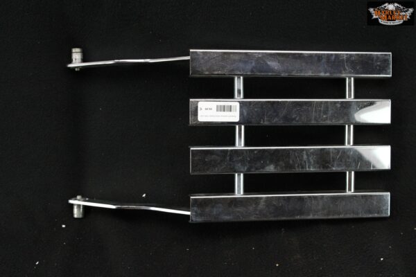 Chrome luggage rack for Harley Davidson FLHR and FLHT - Image 2